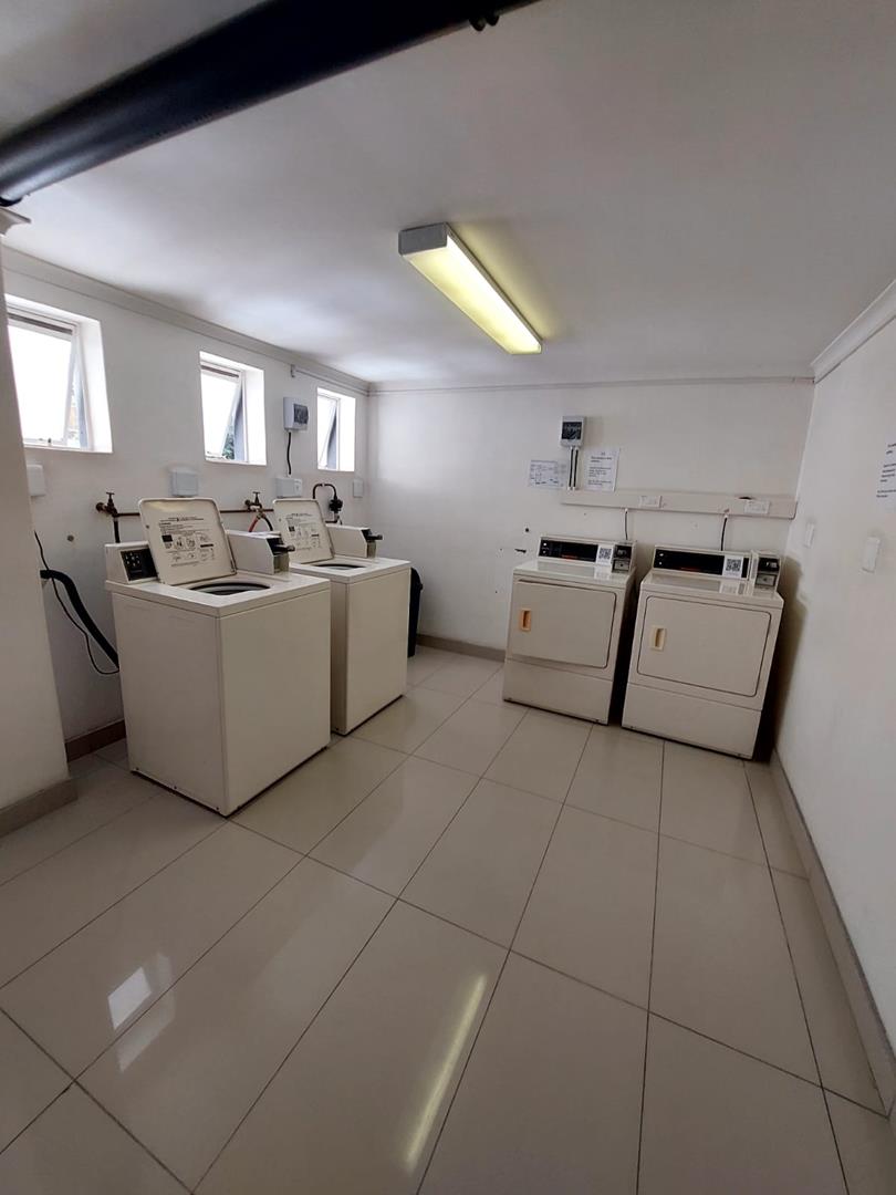 To Let 1 Bedroom Property for Rent in Cape Town City Centre Western Cape